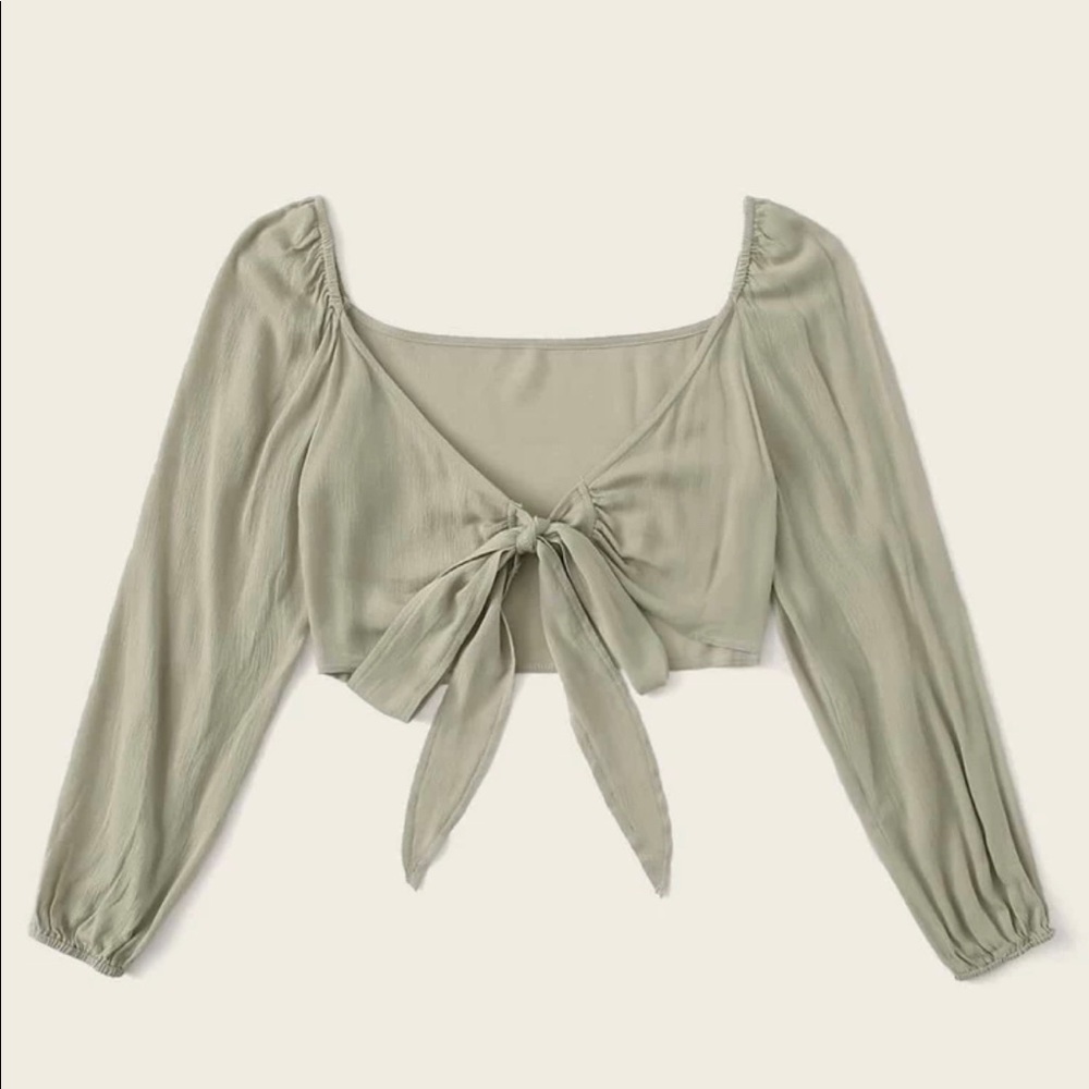 Long sleeve crop top